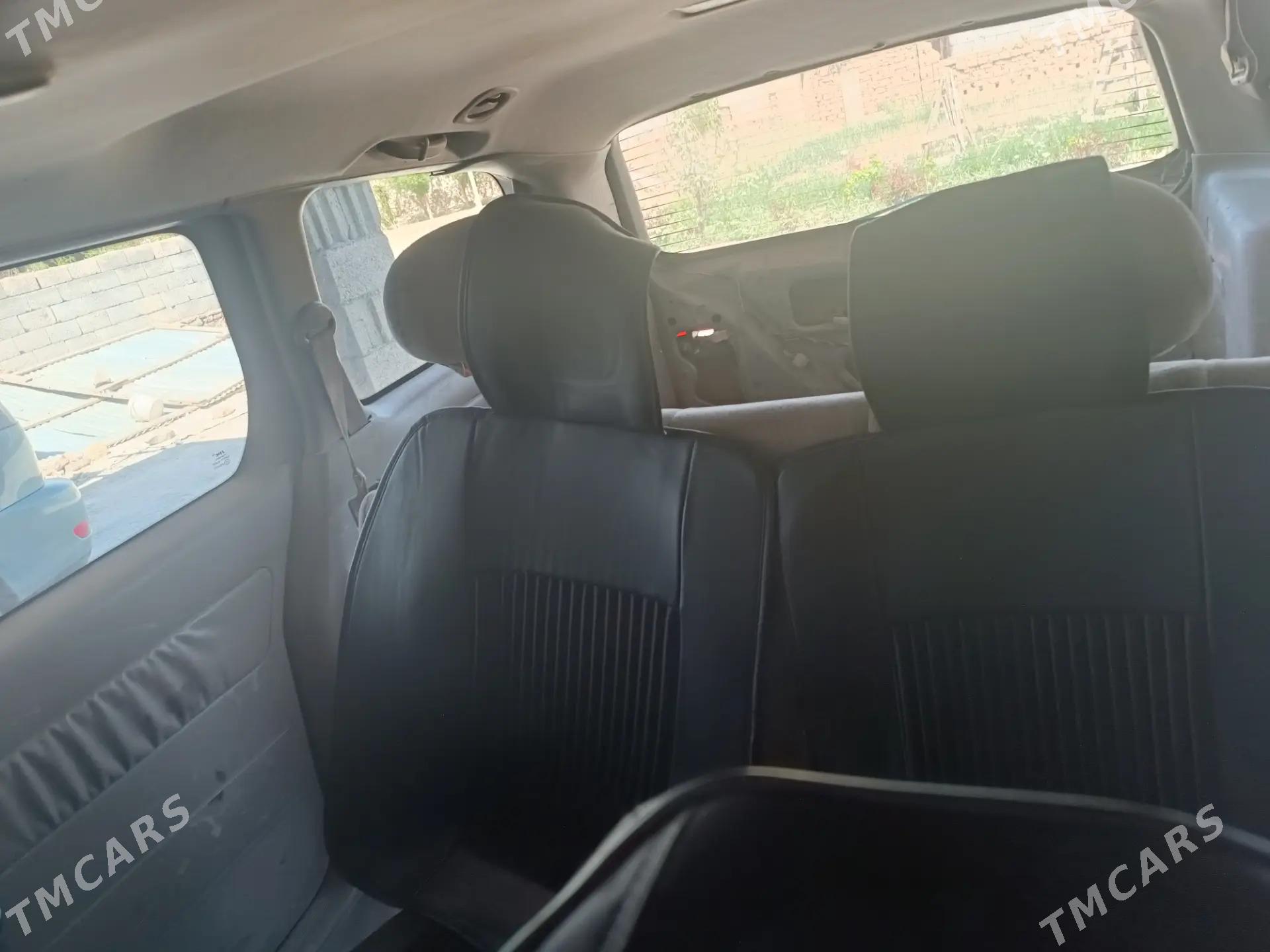 Toyota Sienna 2000 - 140 000 TMT - Койтендаг - img 5