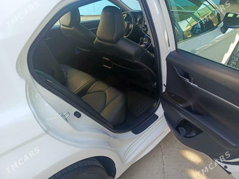 Toyota Camry 2022 - 335 000 TMT - Aşgabat - img 8