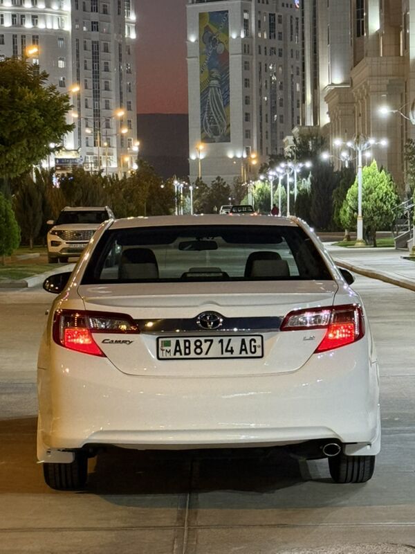 Toyota Camry 2012 - 215 000 TMT - Ашхабад - img 5