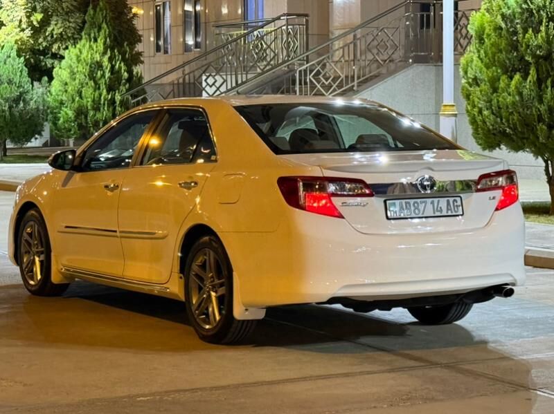 Toyota Camry 2012 - 215 000 TMT - Ашхабад - img 4