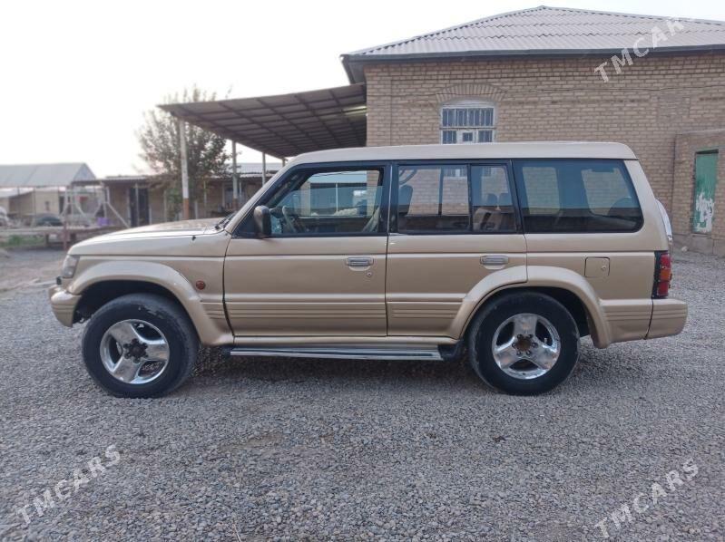 Mitsubishi Pajero 1992 - 60 000 TMT - Baýramaly - img 4