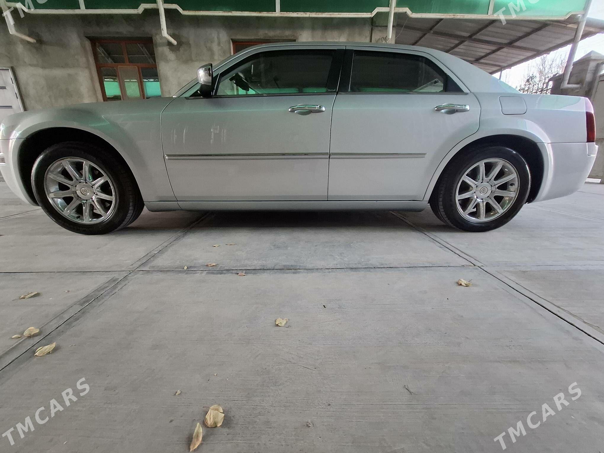 Chrysler 300C 2010 - 140 000 TMT - Ашхабад - img 3