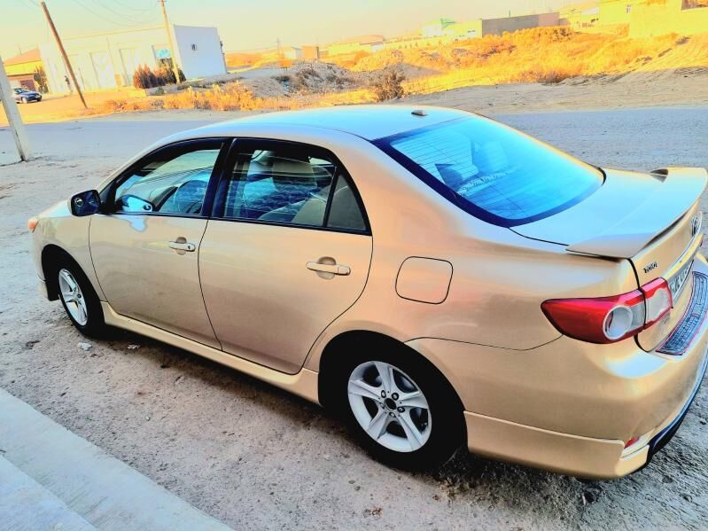 Toyota Corolla 2011 - 148 000 TMT - Дашогуз - img 7