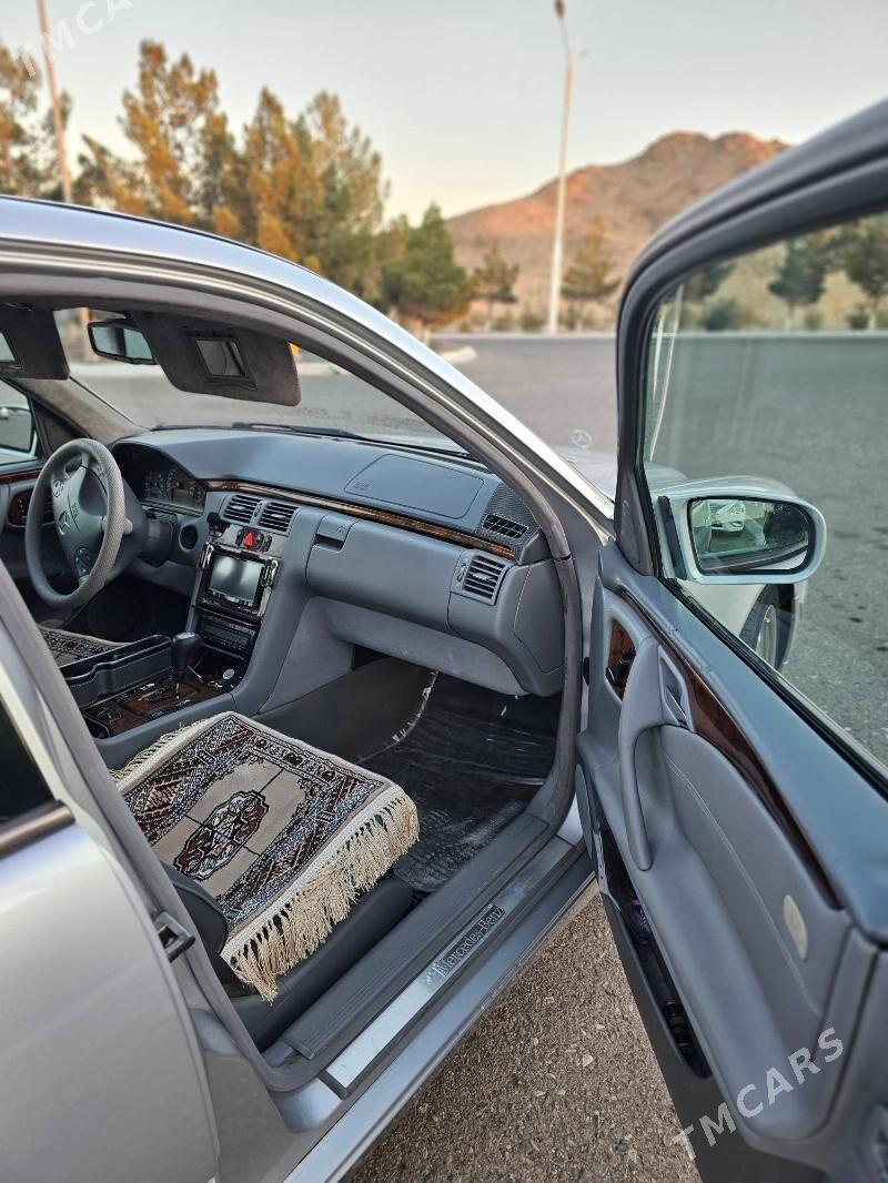 Mercedes-Benz E430 2001 - 150 000 TMT - Туркменбаши - img 7