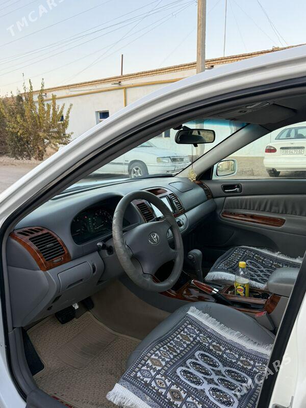 Toyota Camry 2003 - 180 000 TMT - Дашогуз - img 4