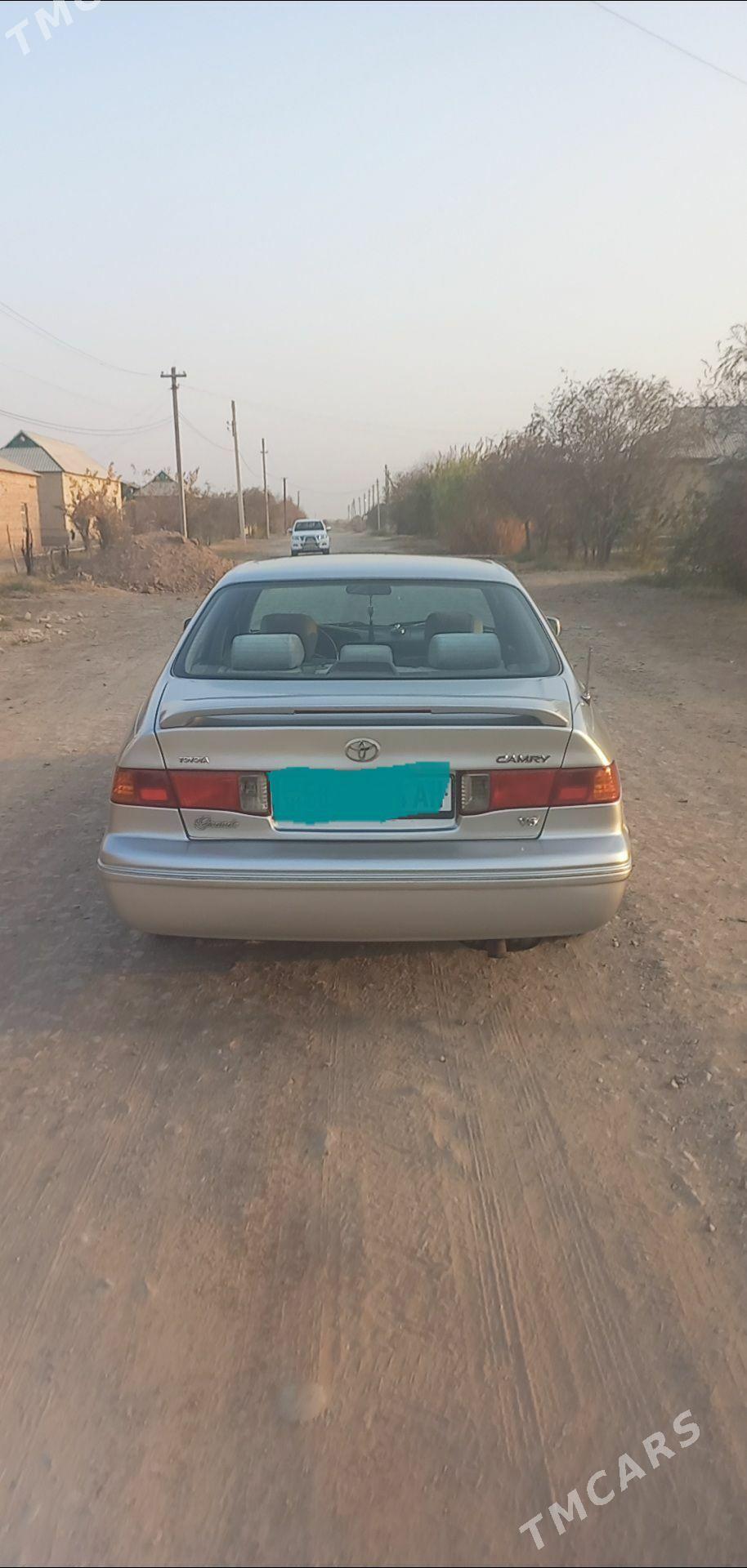 Toyota Camry 2002 - 138 000 TMT - Aşgabat - img 4