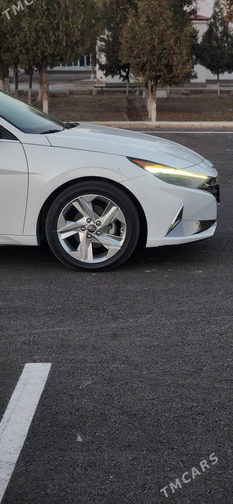 Hyundai Elantra 2021 - 260 000 TMT - Ашхабад - img 7