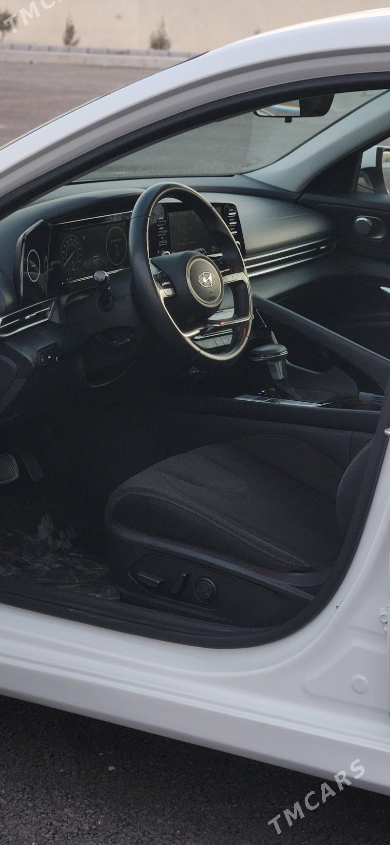 Hyundai Elantra 2021 - 260 000 TMT - Ашхабад - img 9