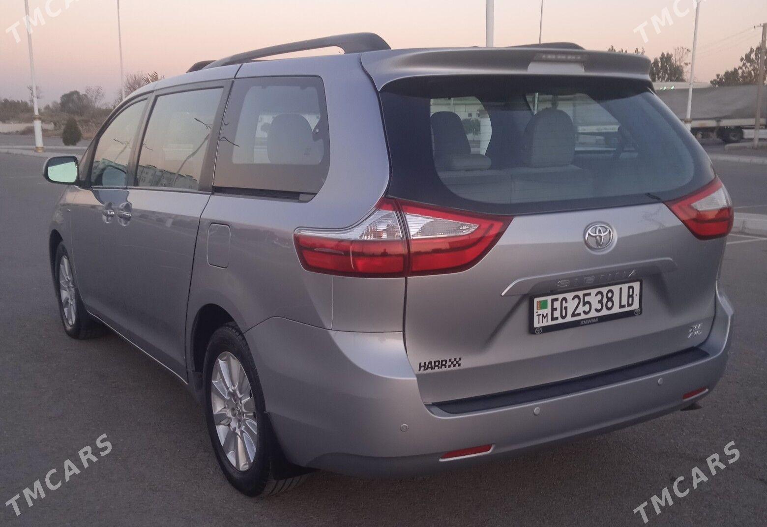 Toyota Sienna 2018 - 460 000 TMT - Türkmenabat - img 3