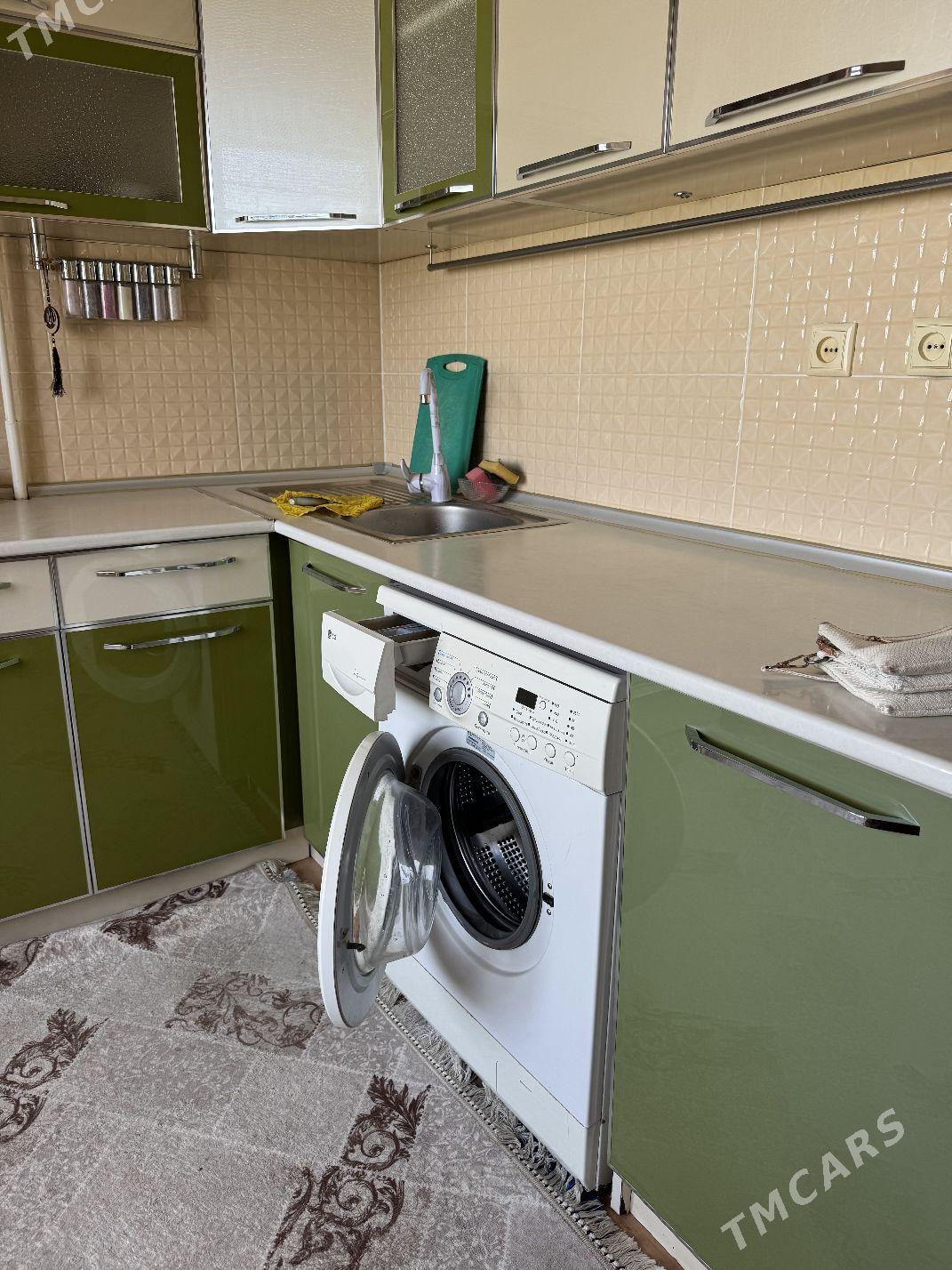 Satlyk Jay - Mary - img 2