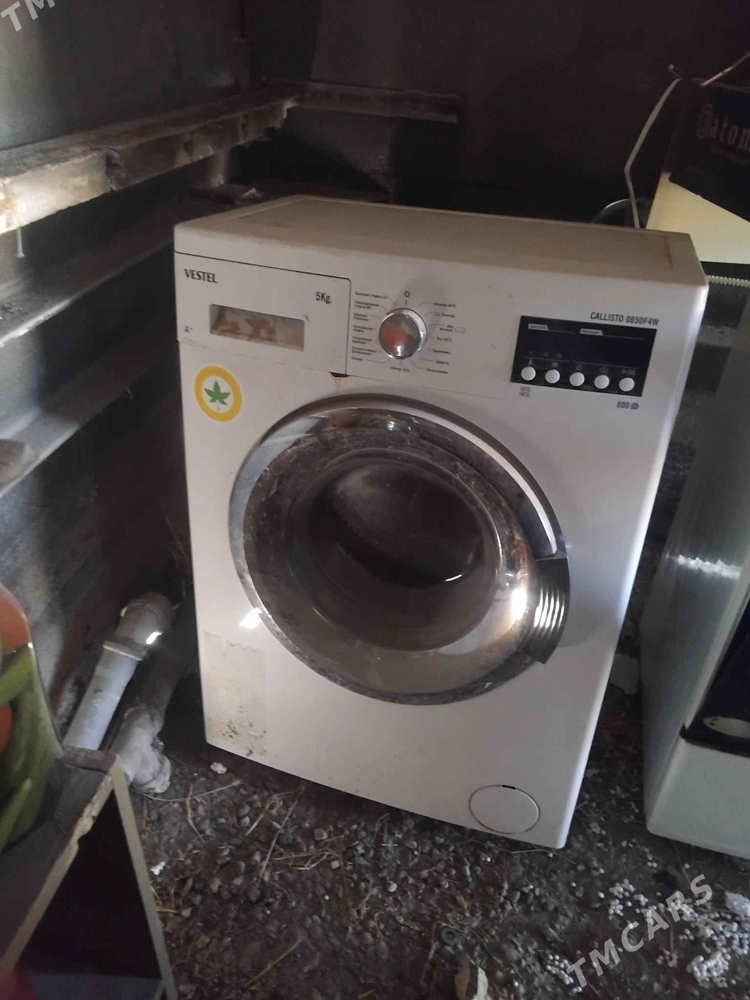 kir yuwujy enjam - Balkanabat - img 2