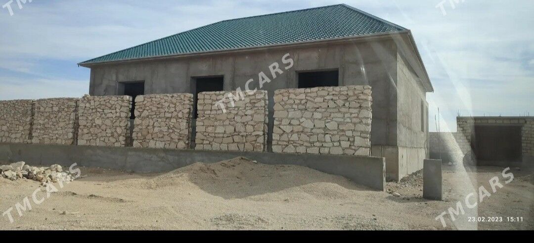 jay - Balkanabat - img 2