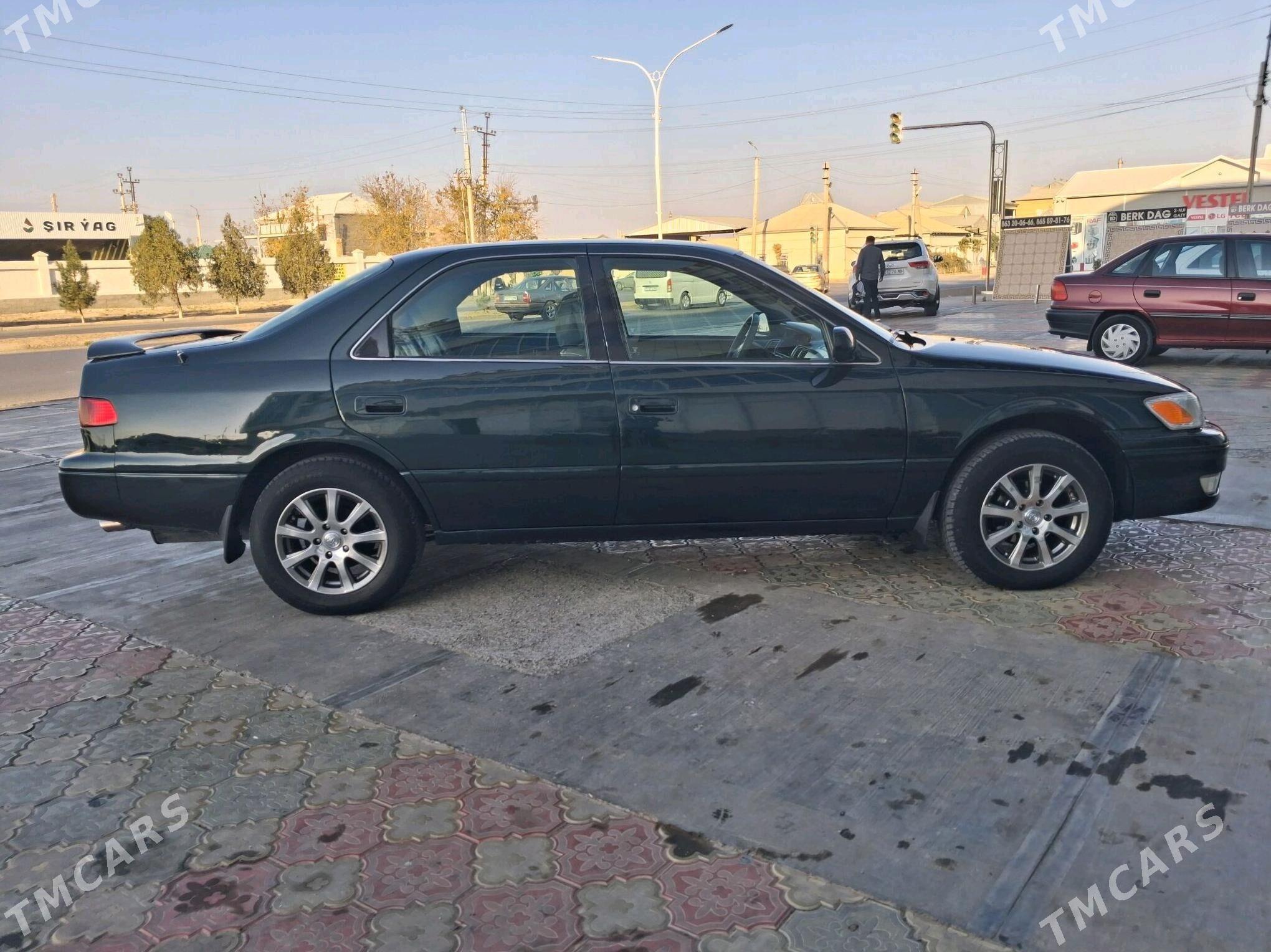Toyota Camry 1998 - 135 000 TMT - Мары - img 2