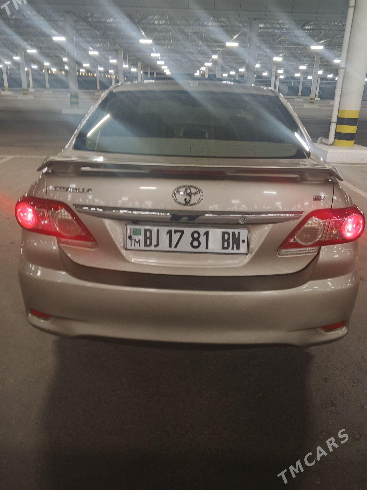 Toyota Corolla 2010 - 165 000 TMT - Туркменбаши - img 4