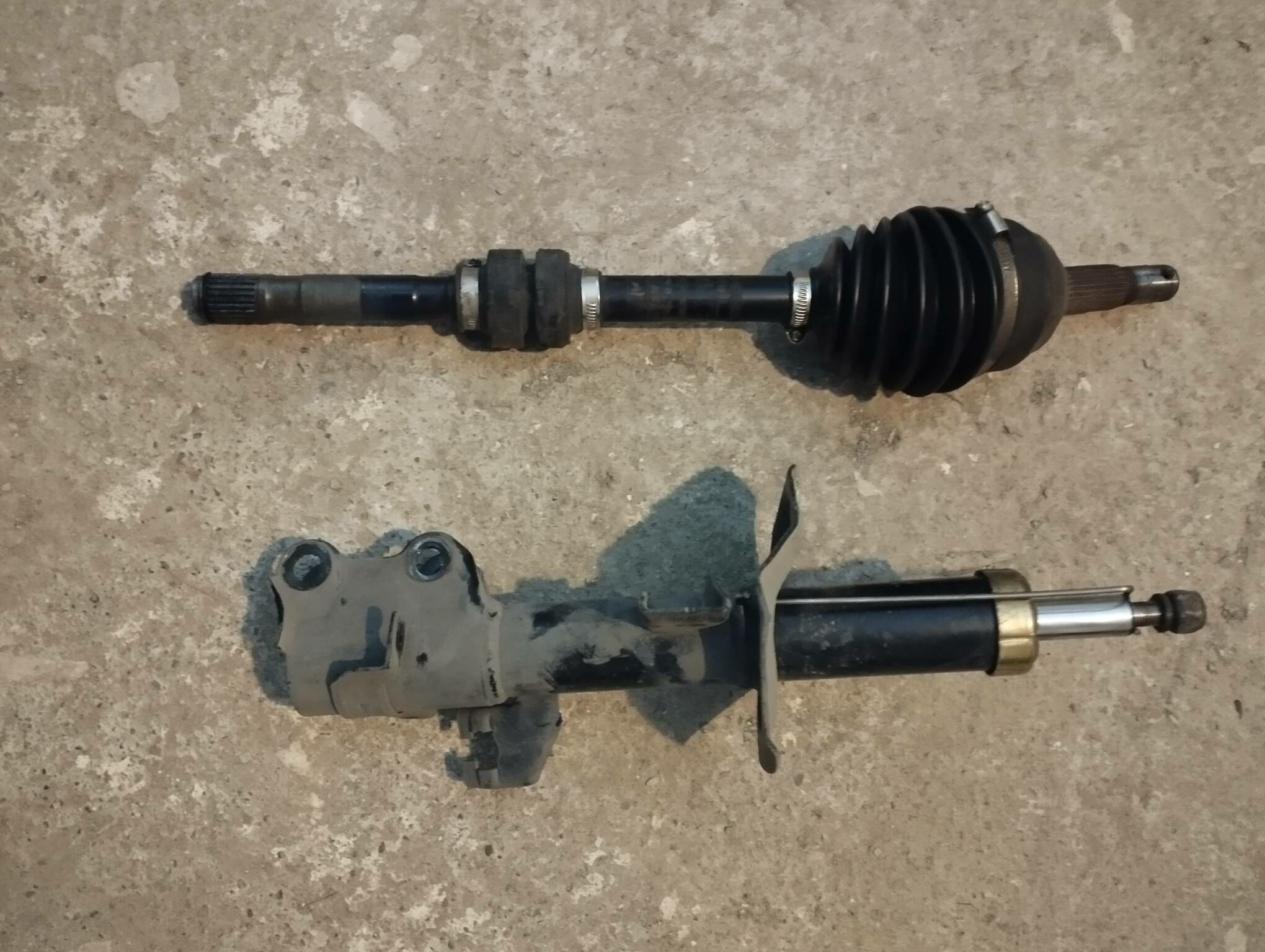 Nissan Versa 800 TMT - Бекреве - img 3