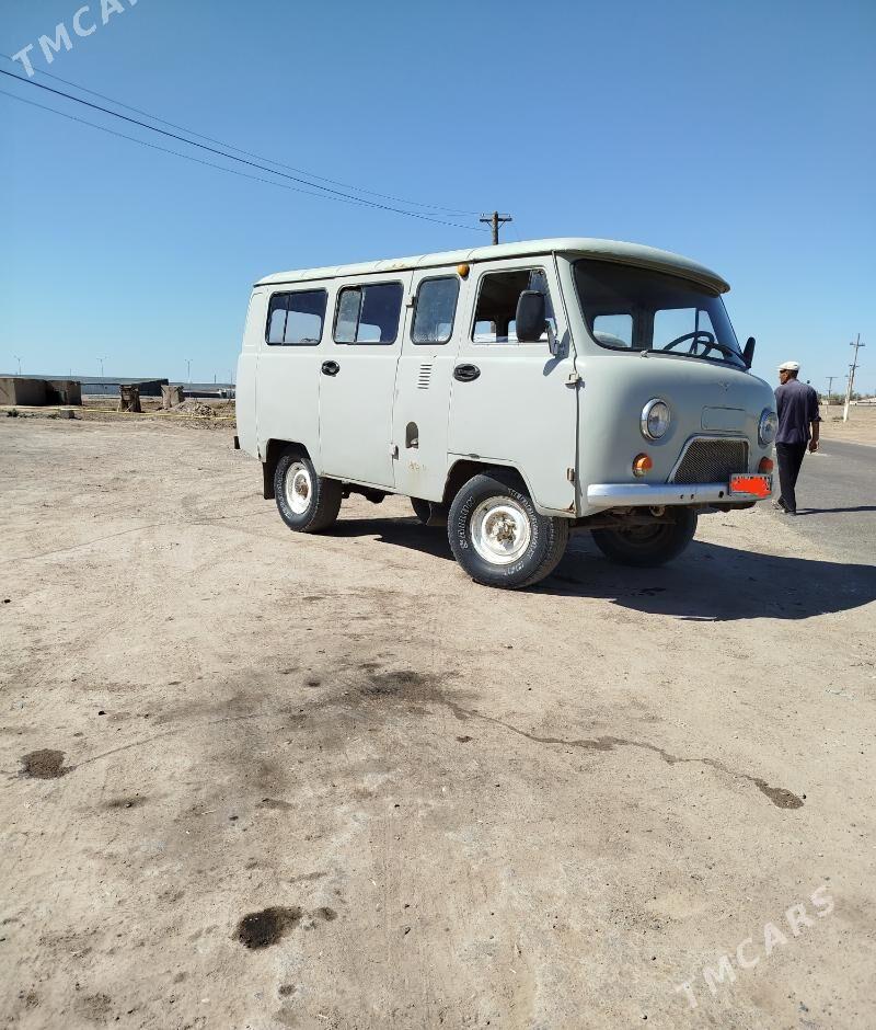 UAZ 2206 2000 - 30 000 TMT - Болдумсаз - img 2