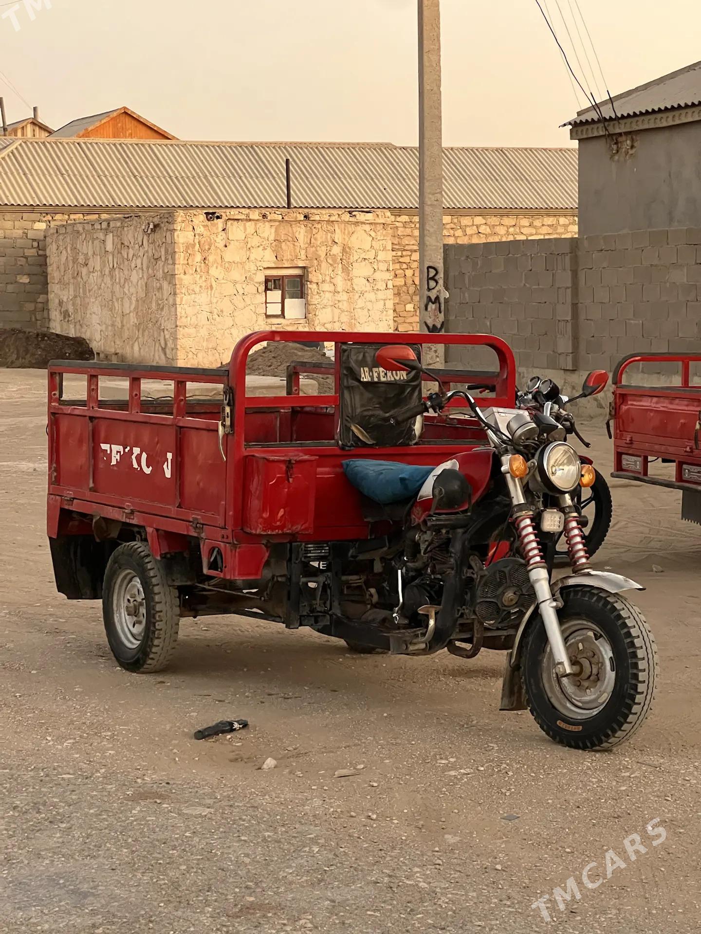 Fekon FK200-14G 2015 - 14 000 TMT - Гумдаг - img 4