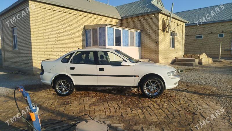 Opel Vectra 1996 - 45 000 TMT - Векильбазар - img 2