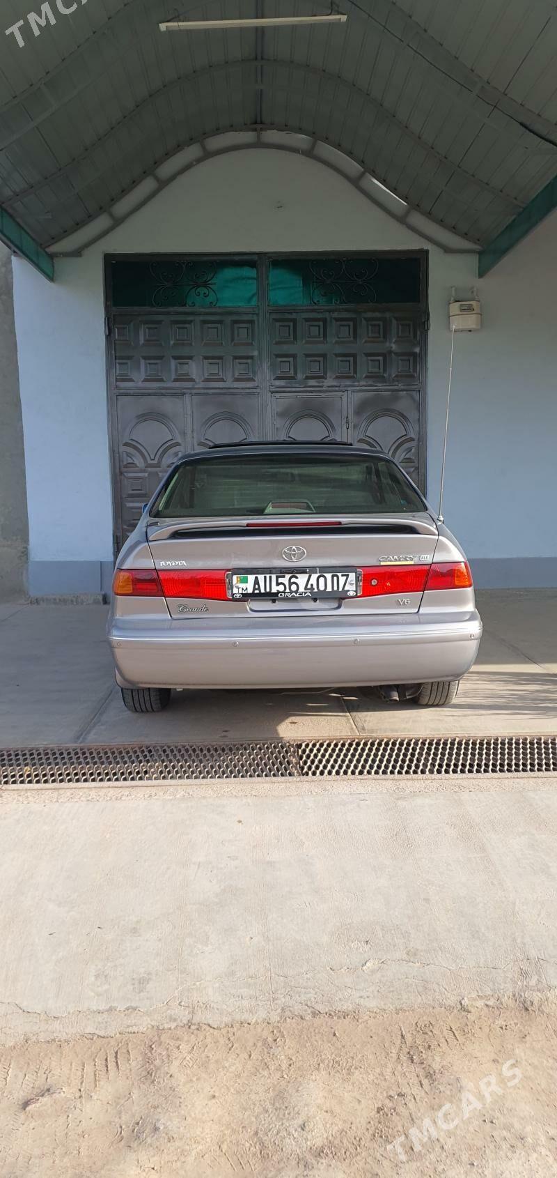 Toyota Camry 2001 - 240 000 TMT - Gurbansoltan Eje - img 10