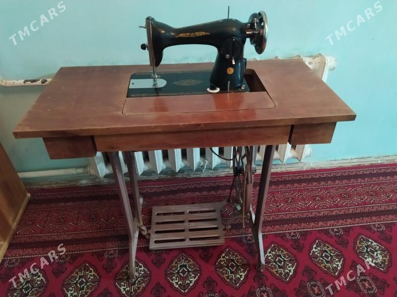 тикин машын - Gurbansoltan Eje - img 2