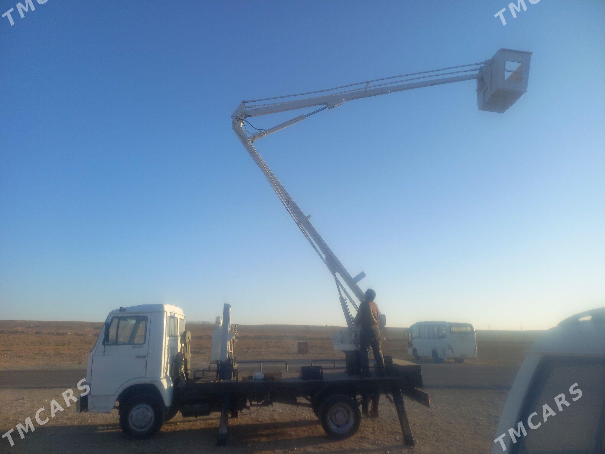 Iveco Daily 2002 - 180 000 TMT - Туркменбаши - img 3