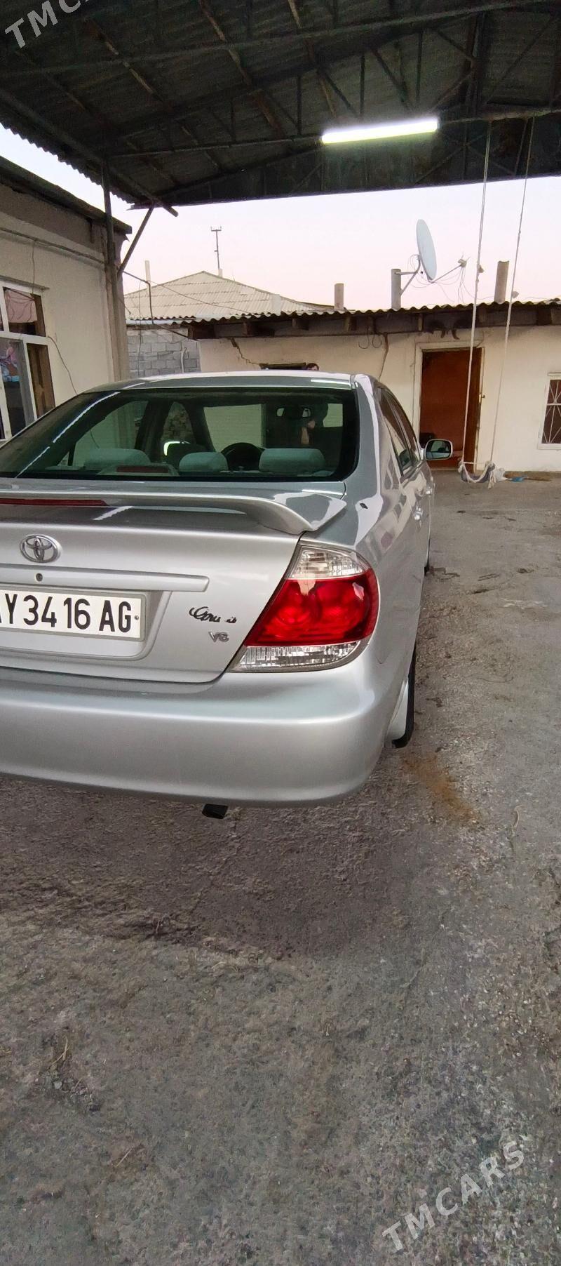 Toyota Camry 2004 - 155 000 TMT - Hitrowka - img 4