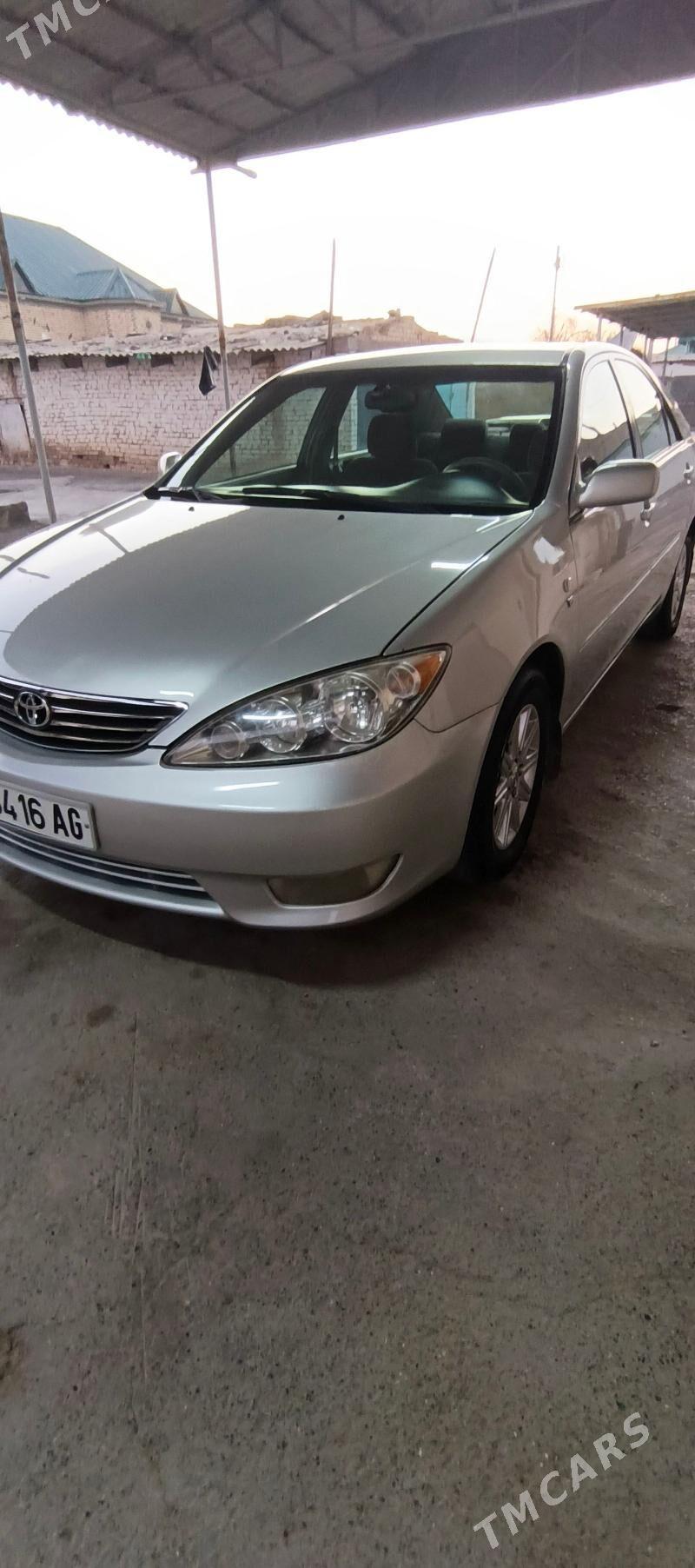 Toyota Camry 2004 - 155 000 TMT - Hitrowka - img 3