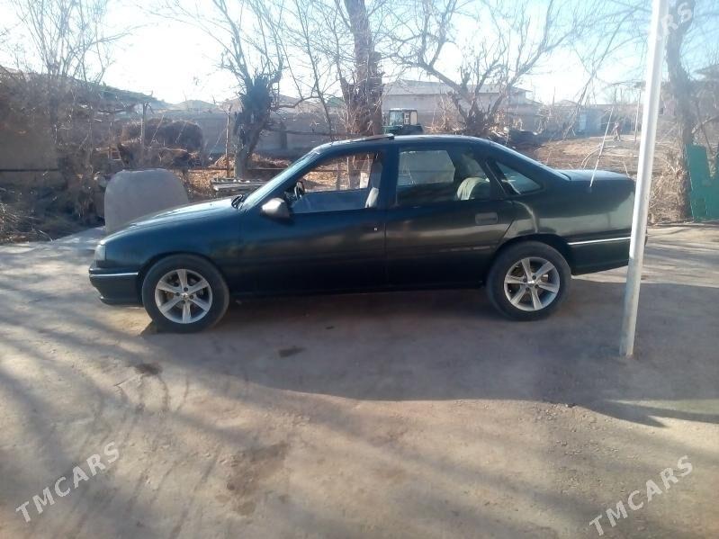Opel Vectra 1996 - 49 000 TMT - Губадаг - img 5