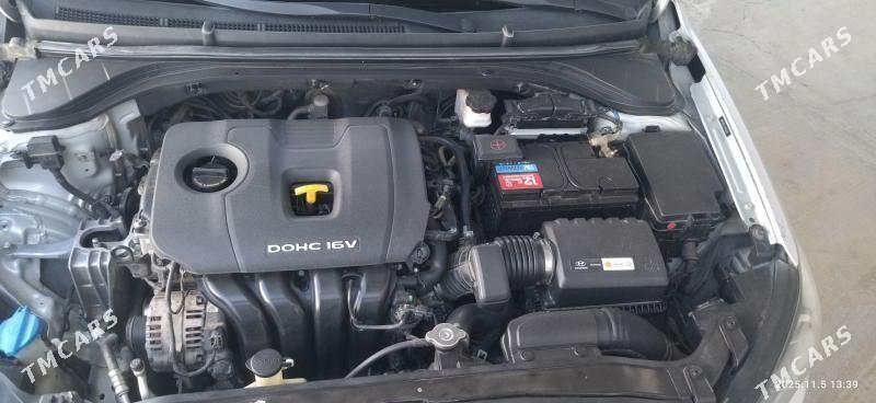 Hyundai Elantra 2018 - 184 000 TMT - Арзув - img 2