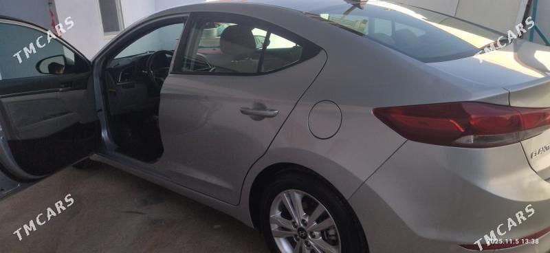 Hyundai Elantra 2018 - 184 000 TMT - Арзув - img 4
