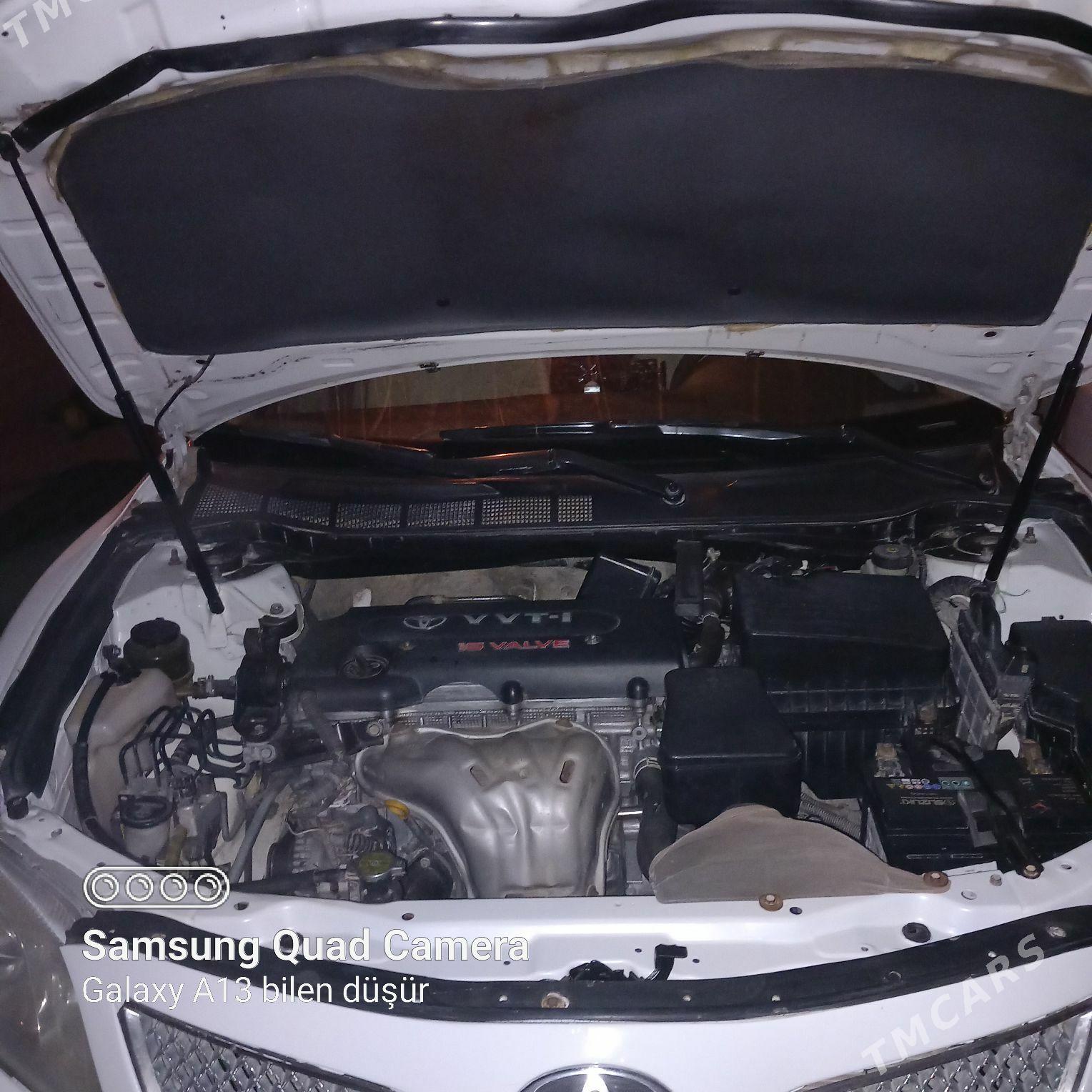 Toyota Camry 2010 - 132 000 TMT - Кёнеургенч - img 3