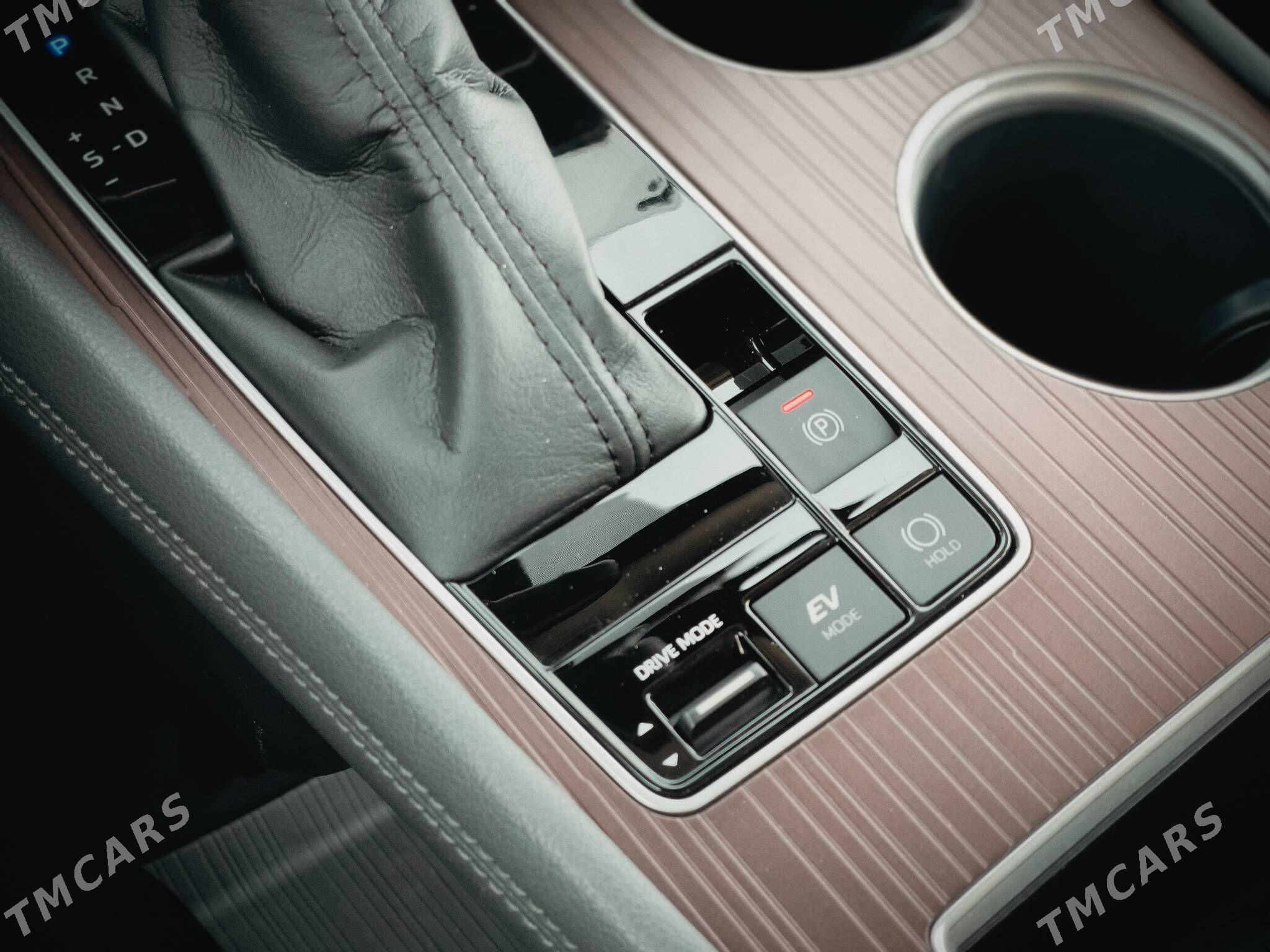 Toyota Sienna 2022 - 470 000 TMT - Aşgabat - img 7