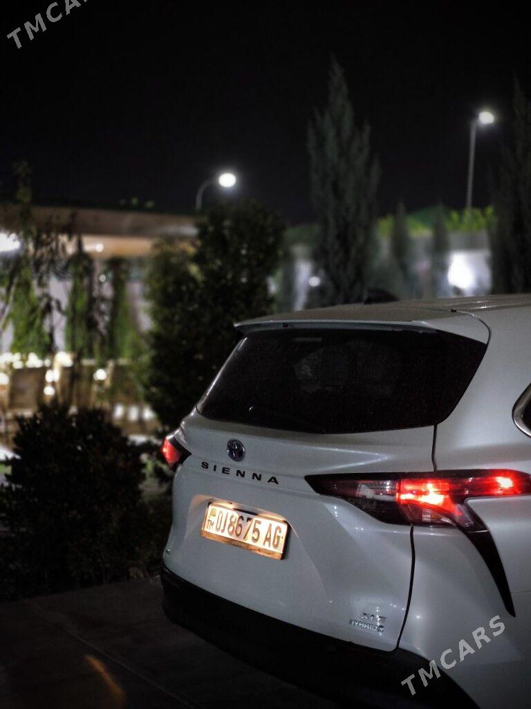 Toyota Sienna 2022 - 470 000 TMT - Aşgabat - img 9