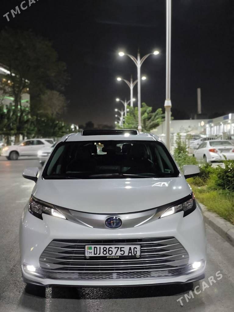 Toyota Sienna 2022 - 470 000 TMT - Aşgabat - img 2