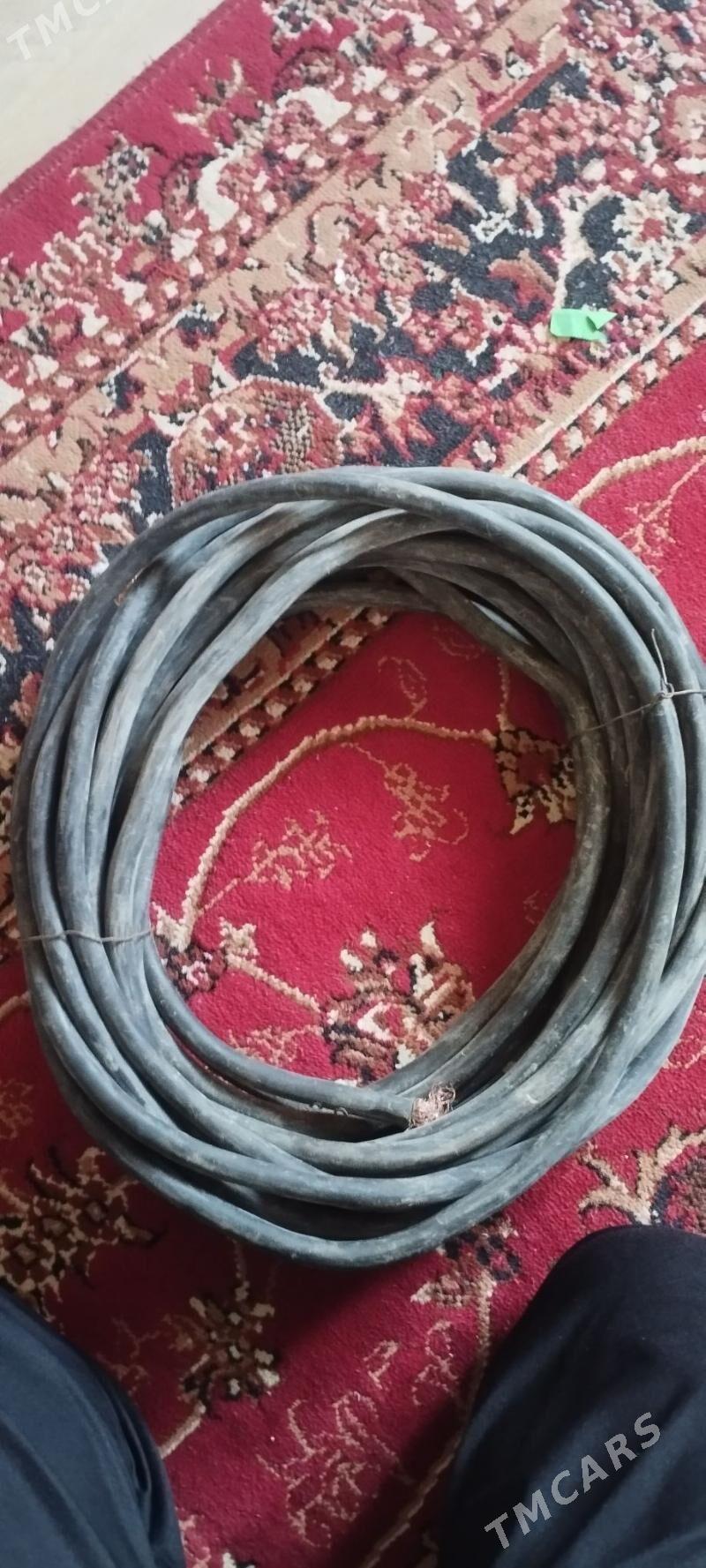 s kabel - Гурбансолтан Едже - img 3
