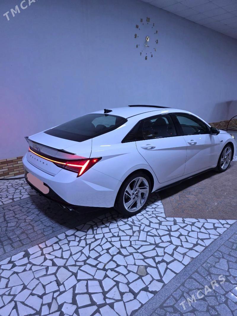 Hyundai Elantra 2021 - 289 000 TMT - Туркменабат - img 3