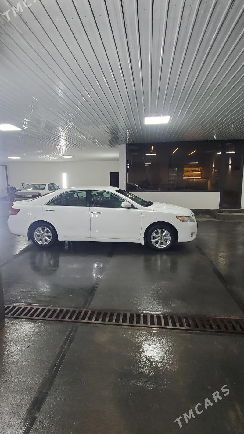 Toyota Camry 2010 - 185 000 TMT - Кака - img 4