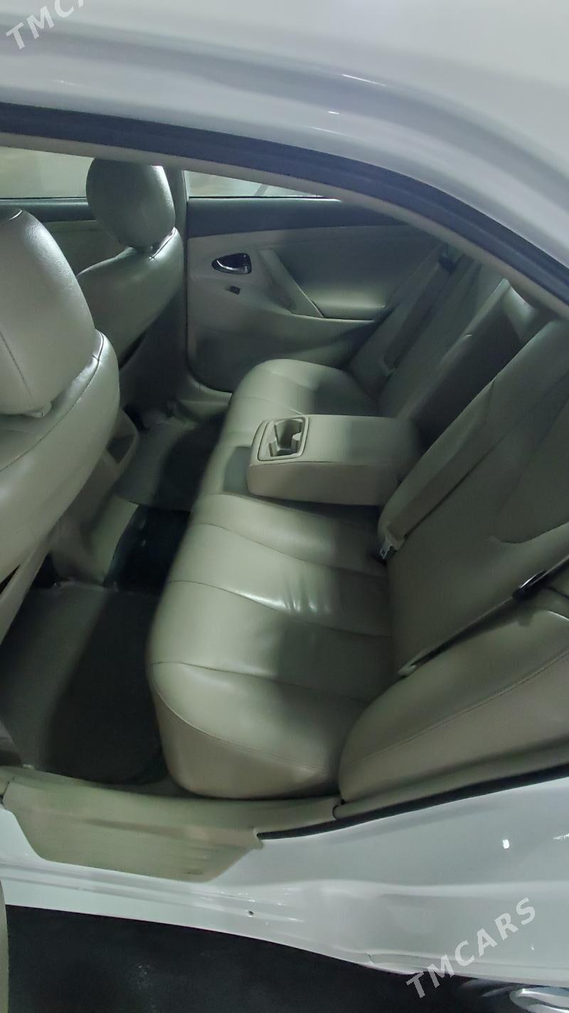 Toyota Camry 2010 - 185 000 TMT - Кака - img 10