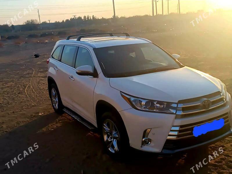 Toyota Highlander 2019 - 560 000 TMT - Мары - img 3