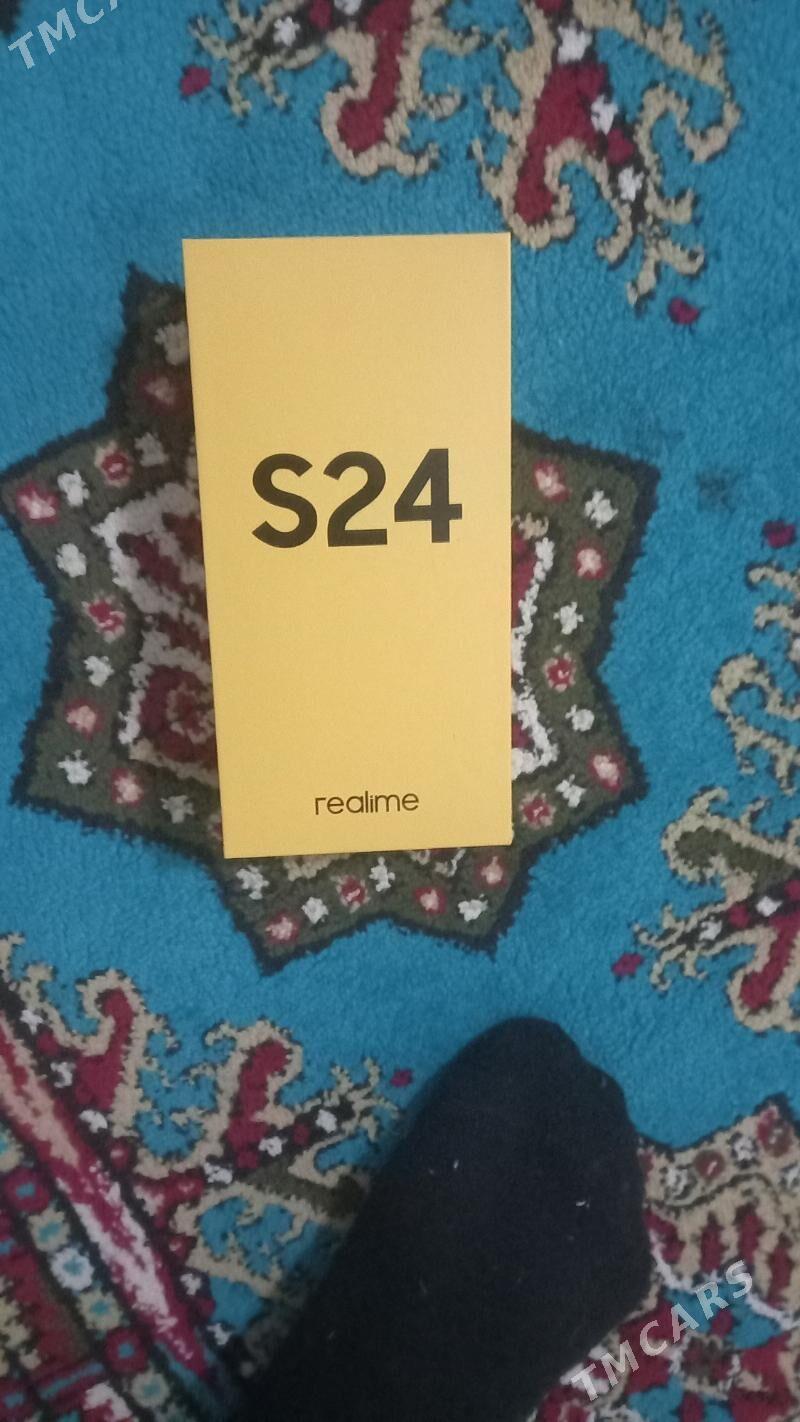 Realmy S24 - етр. Туркменбаши - img 1