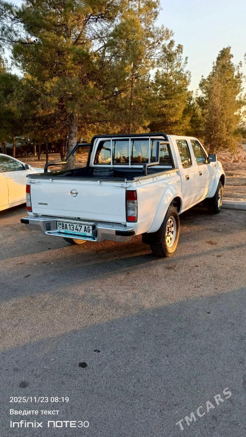 Nissan Navara 2012 - 200 000 TMT - Hitrowka - img 2