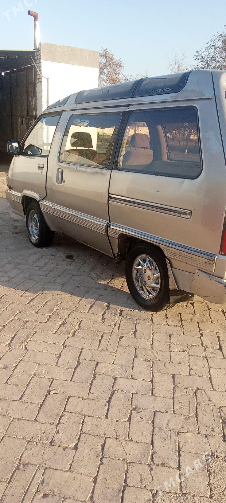 Toyota Town Ace 1992 - 25 000 TMT - Туркменгала - img 5
