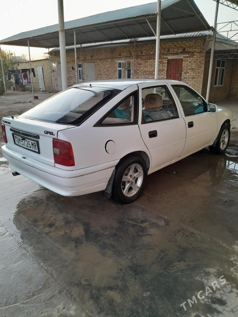 Opel Vectra 1991 - 22 000 TMT - Мары - img 5
