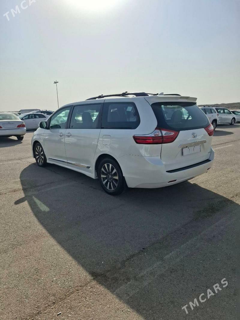 Toyota Sienna 2019 - 579 000 TMT - Aşgabat - img 6