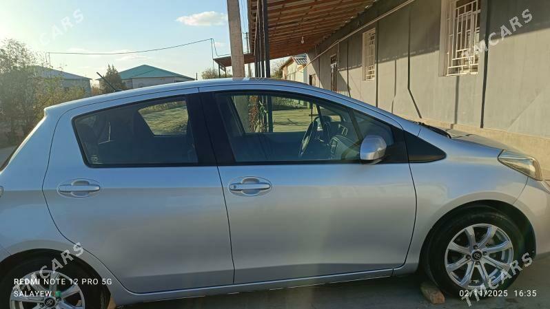 Toyota Yaris 2012 - 140 000 TMT - Дашогуз - img 3
