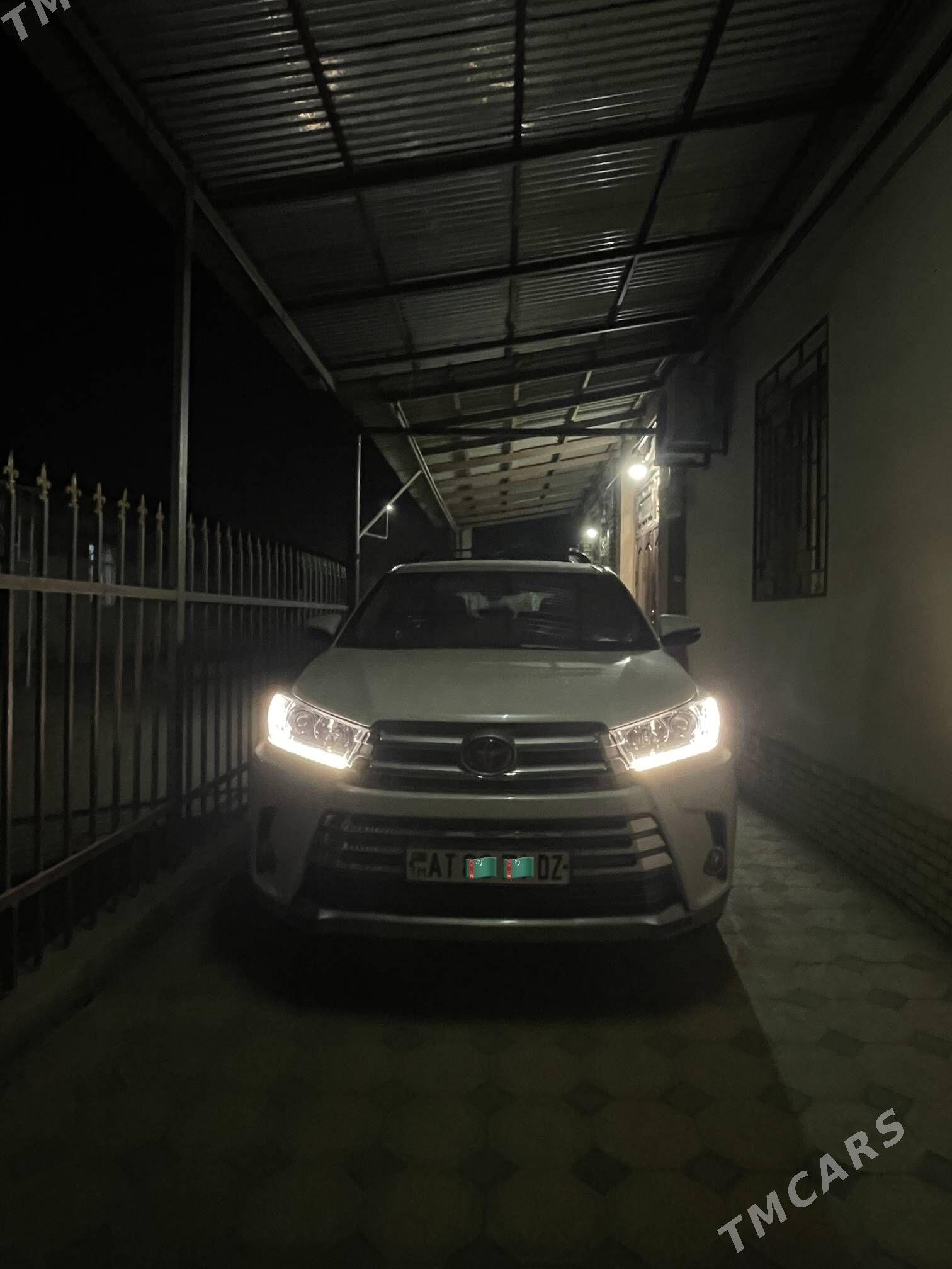 Toyota Highlander 2018 - 500 000 TMT - Daşoguz - img 3