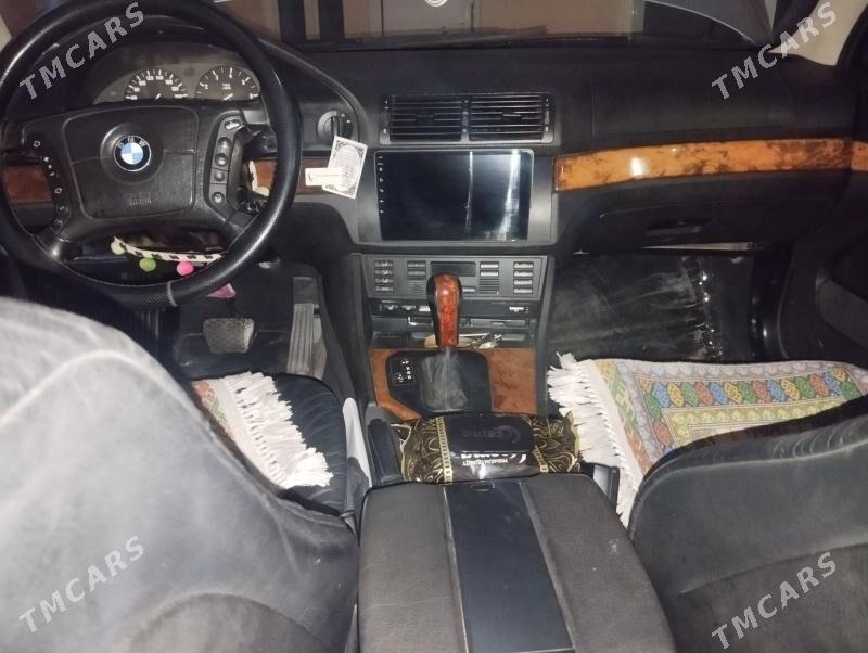 BMW E39 2001 - 130 000 TMT - Балканабат - img 4