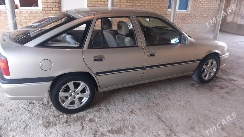 Opel Vectra 1992 - 37 000 TMT - Кака - img 6