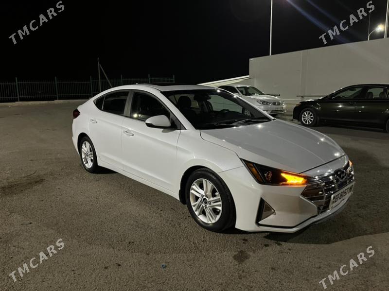 Hyundai Elantra 2019 - 215 000 TMT - Baýramaly - img 2