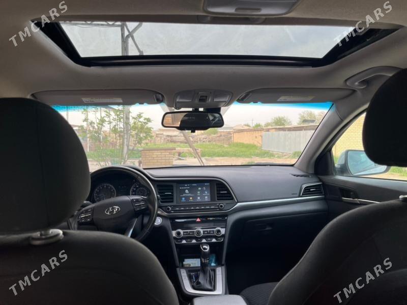 Hyundai Elantra 2019 - 215 000 TMT - Baýramaly - img 7